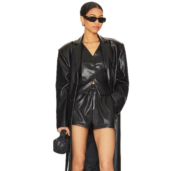 NWT L’academie Black Faux Leather Shorts. - Picture 1 of 14